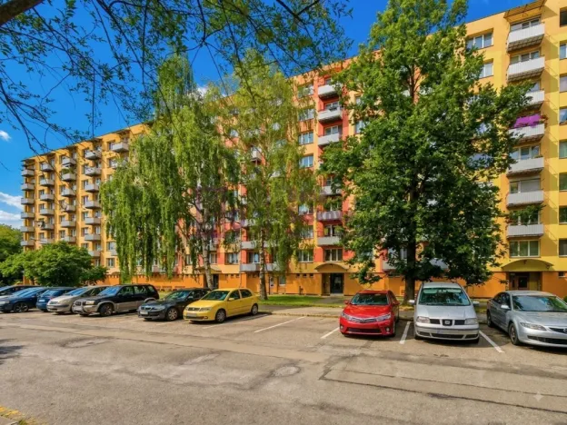 Pronájem bytu 2+1, Jindřichův Hradec - Jindřichův Hradec III, sídliště Vajgar, 65 m2