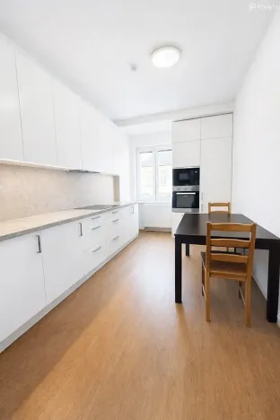 Pronájem bytu 2+1, Brno, Srbská, 53 m2