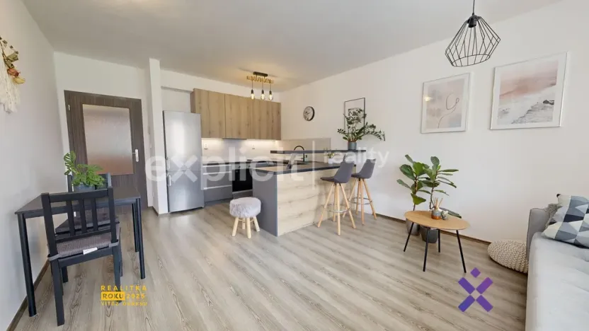Pronájem bytu 2+kk, Zlín, Zelinova, 60 m2