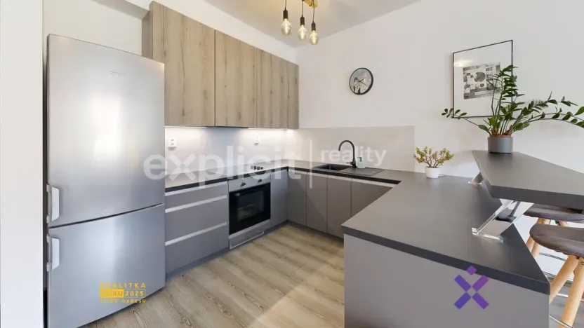 Pronájem bytu 2+kk, Zlín, Zelinova, 60 m2