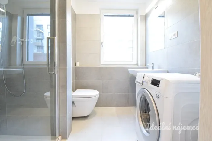 Pronájem bytu 1+kk, Brno, Střední, 29 m2