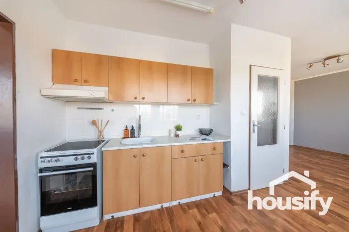 Pronájem bytu 2+kk, Znojmo, Vídeňská třída, 41 m2