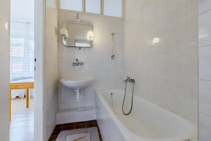 Prodej bytu 4+1, Praha - Smíchov, U Šalamounky, 100 m2