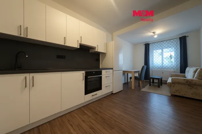 Pronájem bytu 2+kk, Veselí nad Lužnicí - Veselí nad Lužnicí I, Budějovická, 48 m2