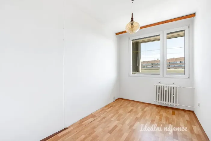 Pronájem bytu 3+1, Praha - Prosek, Jablonecká, 59 m2