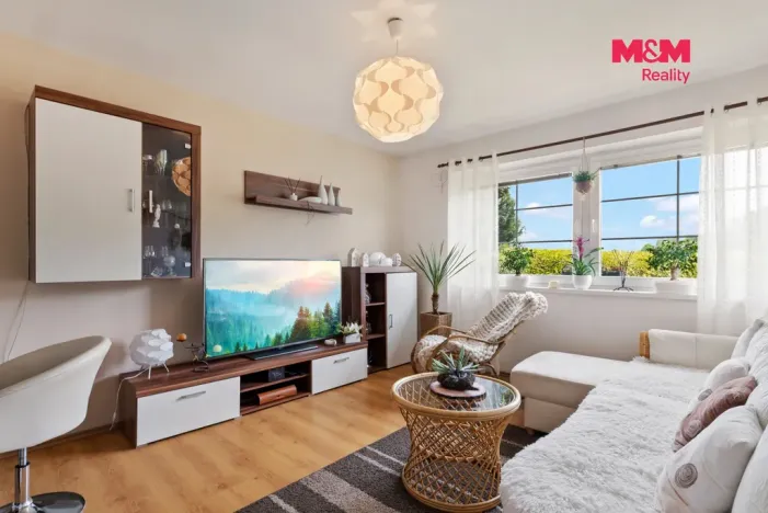 Prodej rodinného domu, Chuchelna, 290 m2