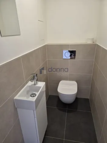 Pronájem bytu 3+kk, Praha, Jáchymovská, 74 m2