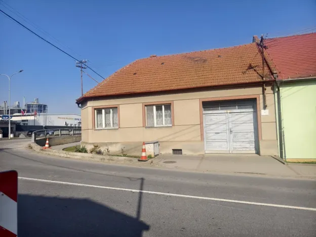 Prodej rodinného domu, Komořany, 75 m2