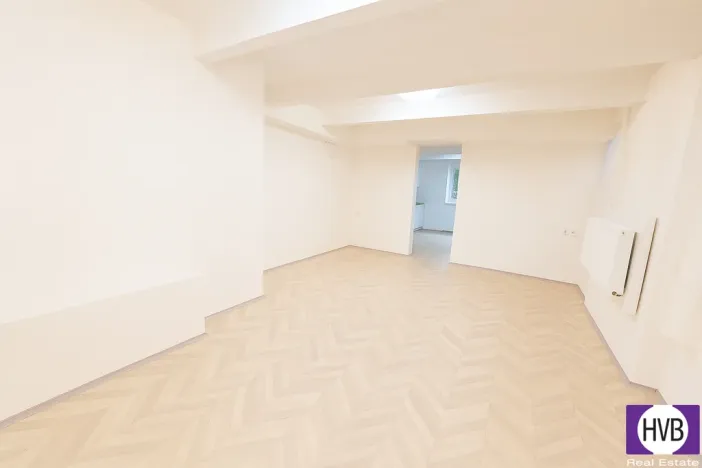 Pronájem bytu 2+kk, Praha, Dvorecké náměstí, 62 m2