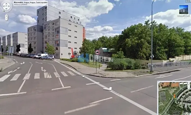 Pronájem garážového stání, Praha - Strašnice, Názovská, 11 m2