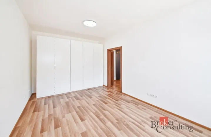 Prodej bytu 1+kk, Praha - Košíře, Pod radnicí, 52 m2