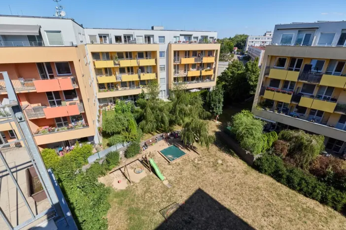 Prodej bytu 3+kk, Hradec Králové - Třebeš, Ve Stromovce, 75 m2