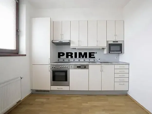 Pronájem bytu 4+1, Praha - Smíchov, Štefánikova, 147 m2