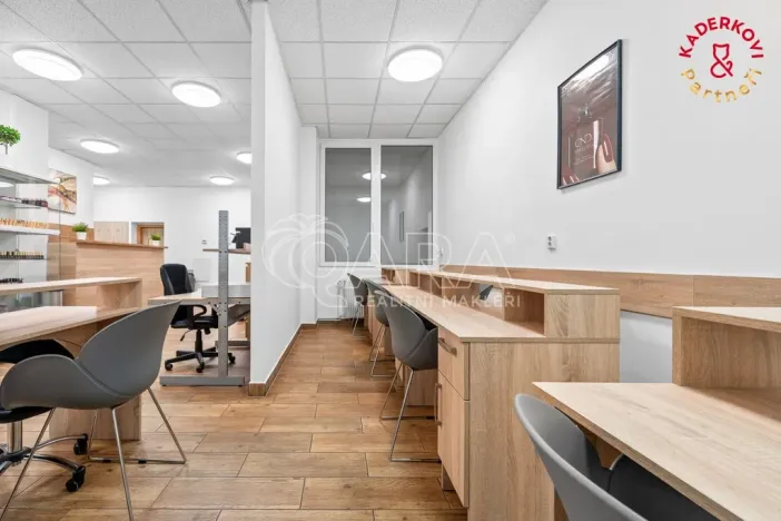 Prodej obchodního prostoru, Brno, Lidická, 153 m2