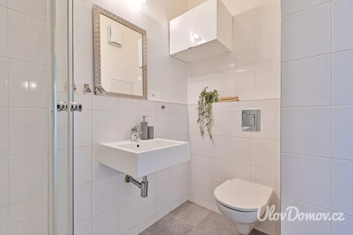 Prodej bytu 1+kk, Praha - Kyje, Farkašova, 39 m2