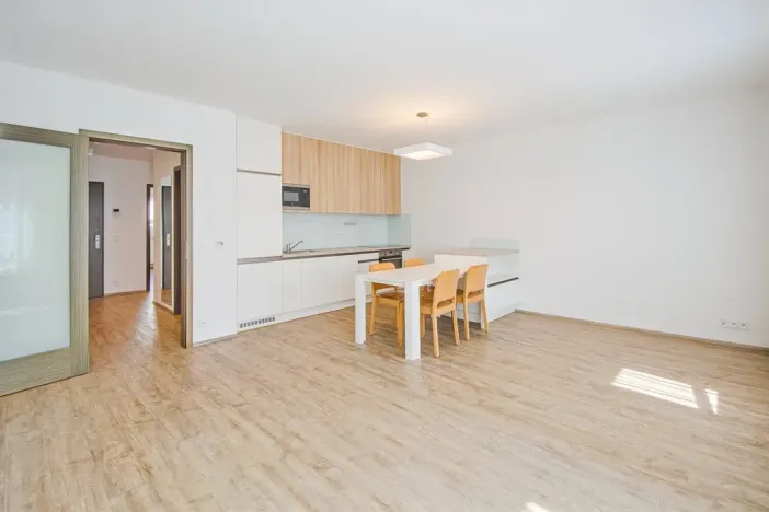 Pronájem bytu 2+kk, Praha - Vršovice, Donská, 70 m2