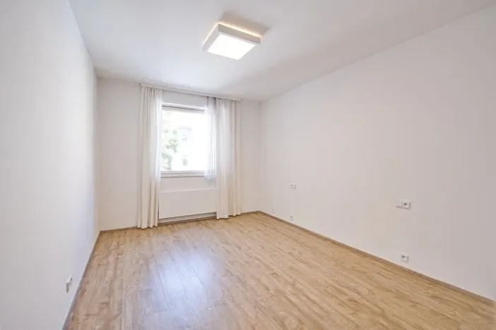 Pronájem bytu 2+kk, Praha - Vršovice, Donská, 70 m2