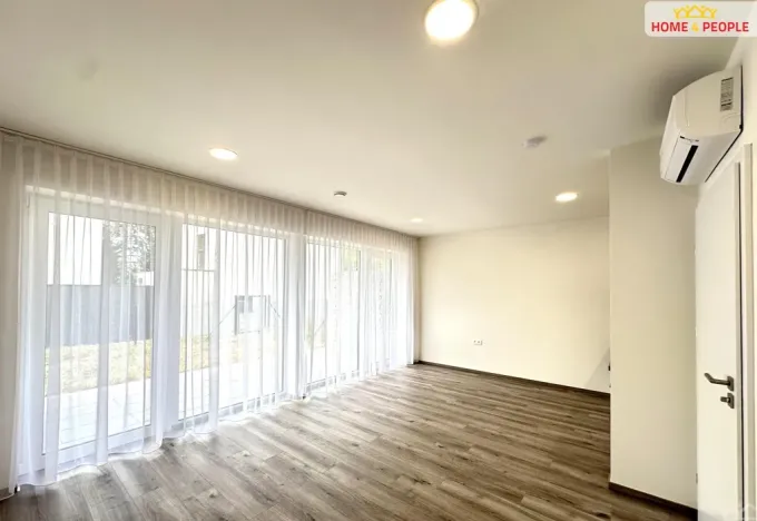 Pronájem bytu 1+kk, Mladá Boleslav - Čejetice, Vodárenská, 35 m2