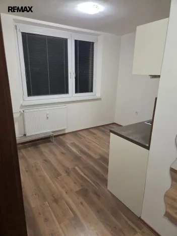 Pronájem bytu 1+1, Napajedla, Nábřeží, 33 m2