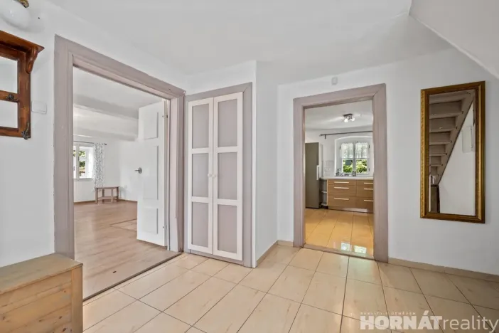 Prodej zemědělské usedlosti, Medonosy, 200 m2