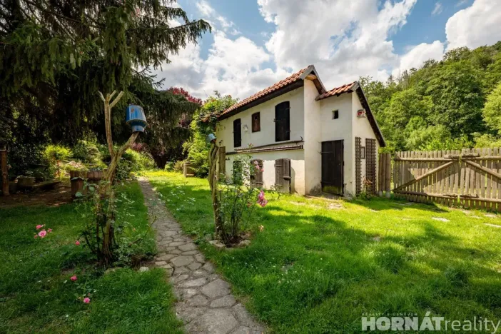 Prodej zemědělské usedlosti, Medonosy, 200 m2