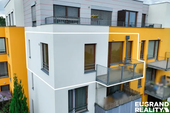 Prodej bytu 2+kk, Praha - Sedlec, Kamýcká, 57 m2