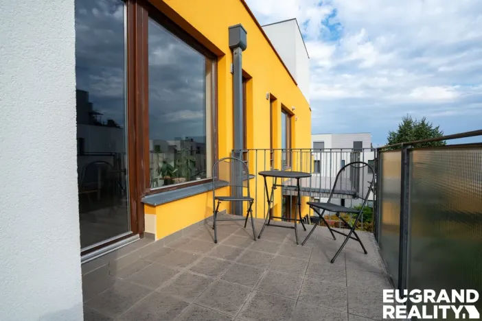Prodej bytu 2+kk, Praha - Sedlec, Kamýcká, 57 m2