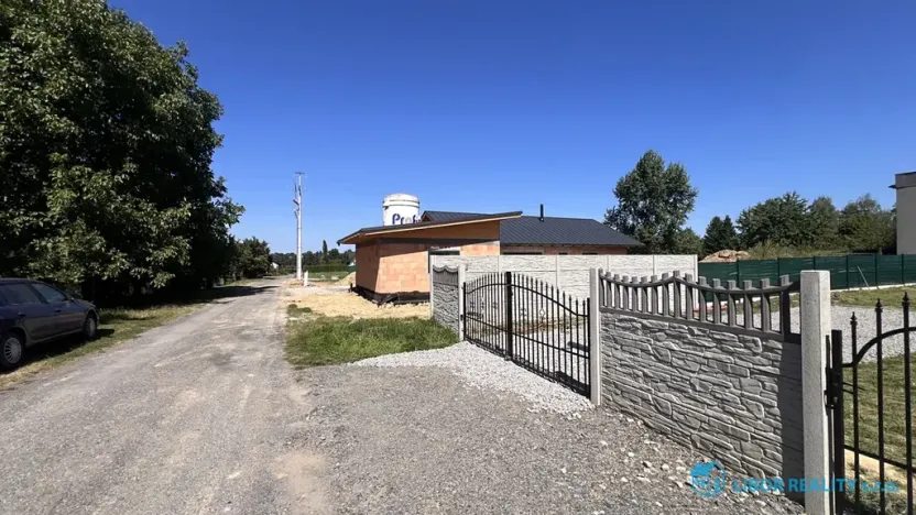 Prodej pozemku pro bydlení, Horní Tošanovice, 1305 m2