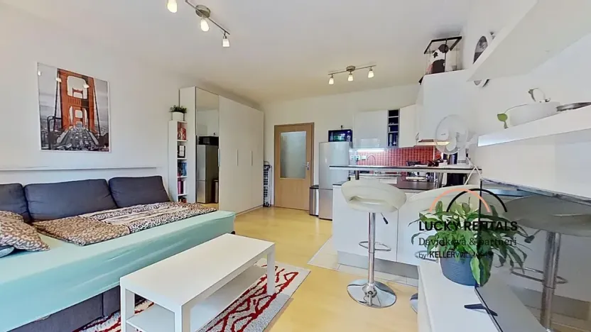 Pronájem bytu 1+kk, Praha - Vysočany, Jana Přibíka, 29 m2