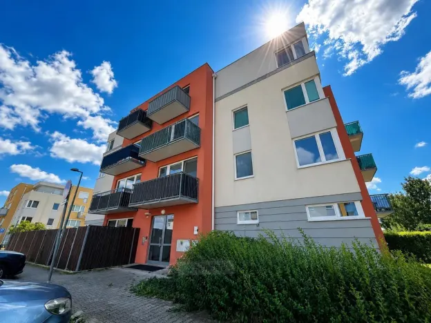 Pronájem bytu 3+kk, Jesenice, V Roháči I., 65 m2