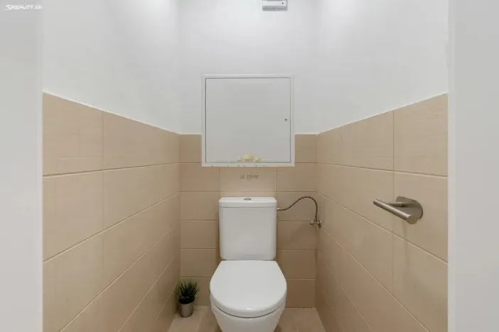 Prodej bytu 2+kk, Praha - Černý Most, Generála Janouška, 46 m2