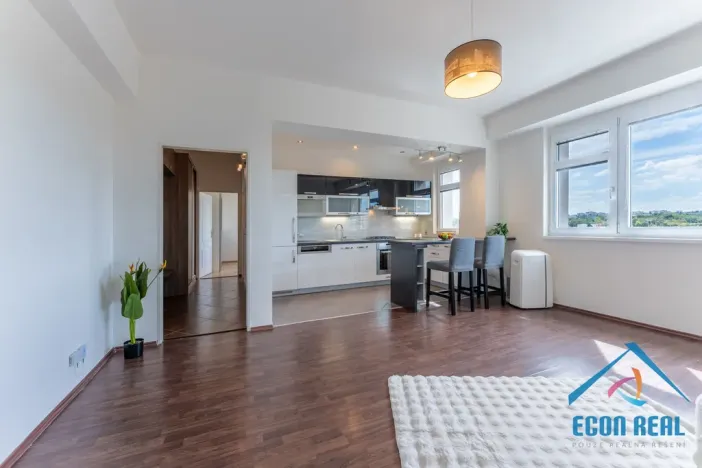 Prodej bytu 2+kk, Praha - Vršovice, Vladivostocká, 53 m2