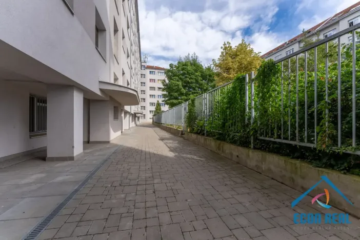 Prodej bytu 2+kk, Praha - Vršovice, Vladivostocká, 53 m2