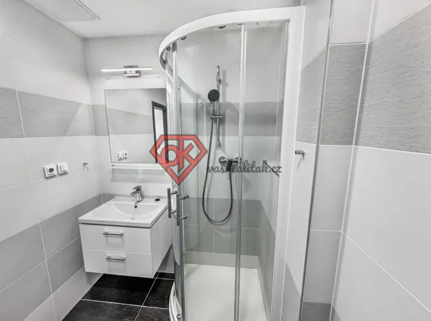 Pronájem bytu 1+1, Ústí nad Orlicí - Hylváty, Třebovská, 39 m2