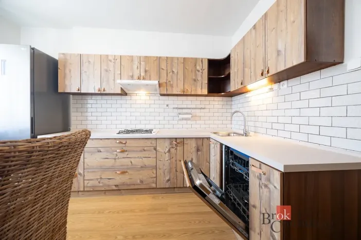 Pronájem bytu 3+1, Praha - Strašnice, Krupská, 78 m2