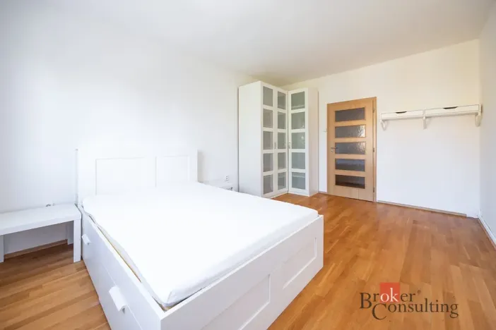 Pronájem bytu 3+1, Praha - Strašnice, Krupská, 78 m2