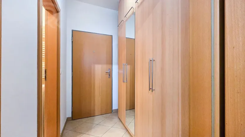 Pronájem bytu 1+kk, Praha - Smíchov, Na Neklance, 29 m2