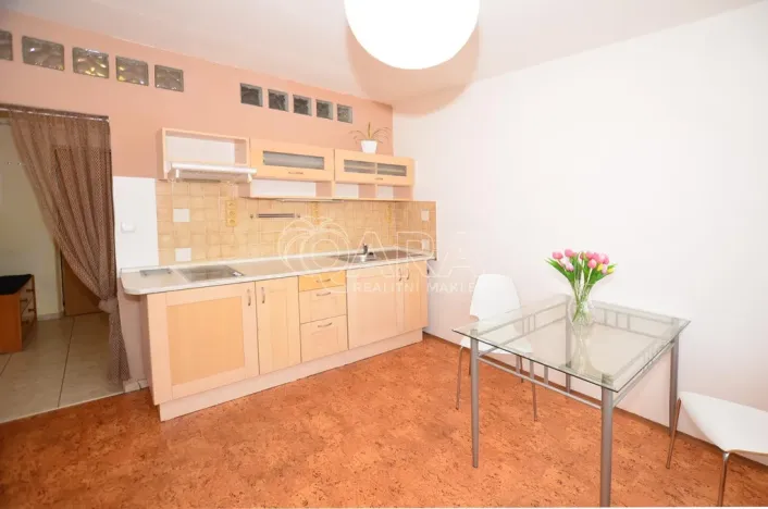 Pronájem bytu 1+1, Praha - Libuš, Na domovině, 39 m2