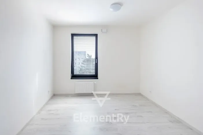Pronájem bytu 2+kk, Hradec Králové, Kubelíkova, 60 m2