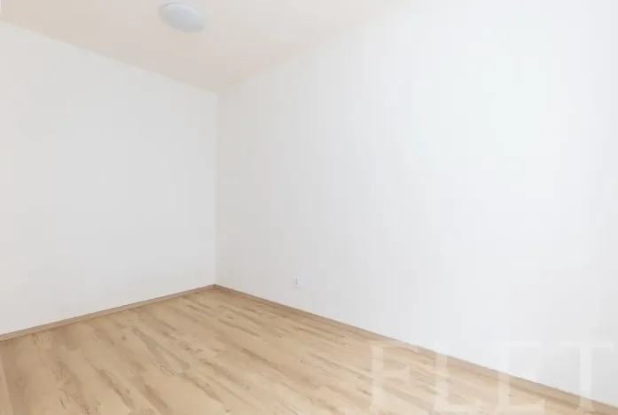 Pronájem bytu 1+kk, Praha - Libeň, Františka Kadlece, 33 m2