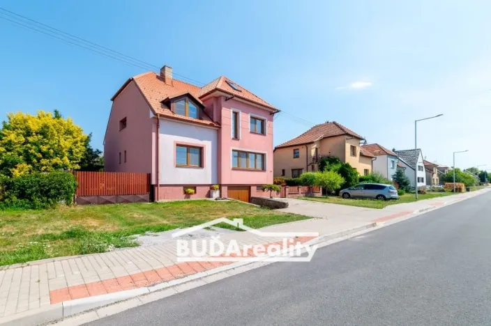 Prodej rodinného domu, Halenkovice, 309 m2