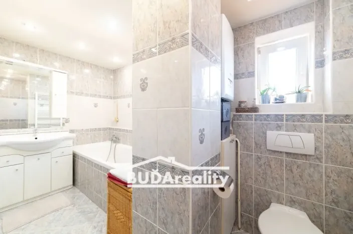 Prodej rodinného domu, Halenkovice, 309 m2