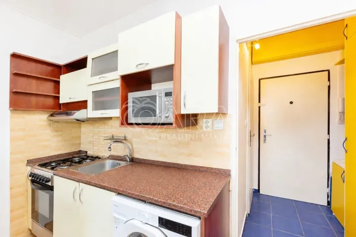 Pronájem bytu 1+1, Tábor, Leskovická, 37 m2
