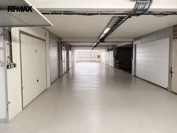 Prodej garáže, Praha - Modřany, K dolům, 12 m2