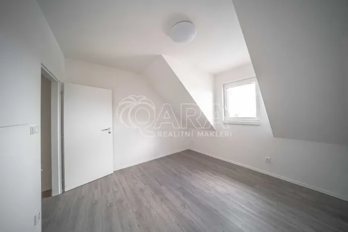 Pronájem bytu 2+kk, Neratovice - Byškovice, Pražská, 41 m2