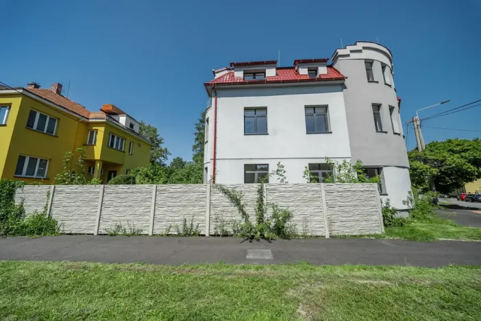 Prodej činžovního domu, Ostrava - Zábřeh, Svatoplukova, 263 m2