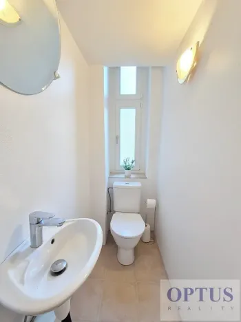 Pronájem bytu 2+1, Praha - Hradčany, Na valech, 78 m2