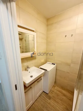 Pronájem bytu 2+kk, Praha, Na vápenném, 32 m2