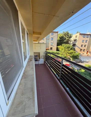 Pronájem bytu 2+kk, Praha, Na vápenném, 32 m2