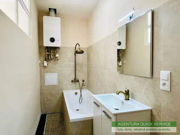 Pronájem bytu 2+kk, Praha - Žižkov, Hájkova, 59 m2